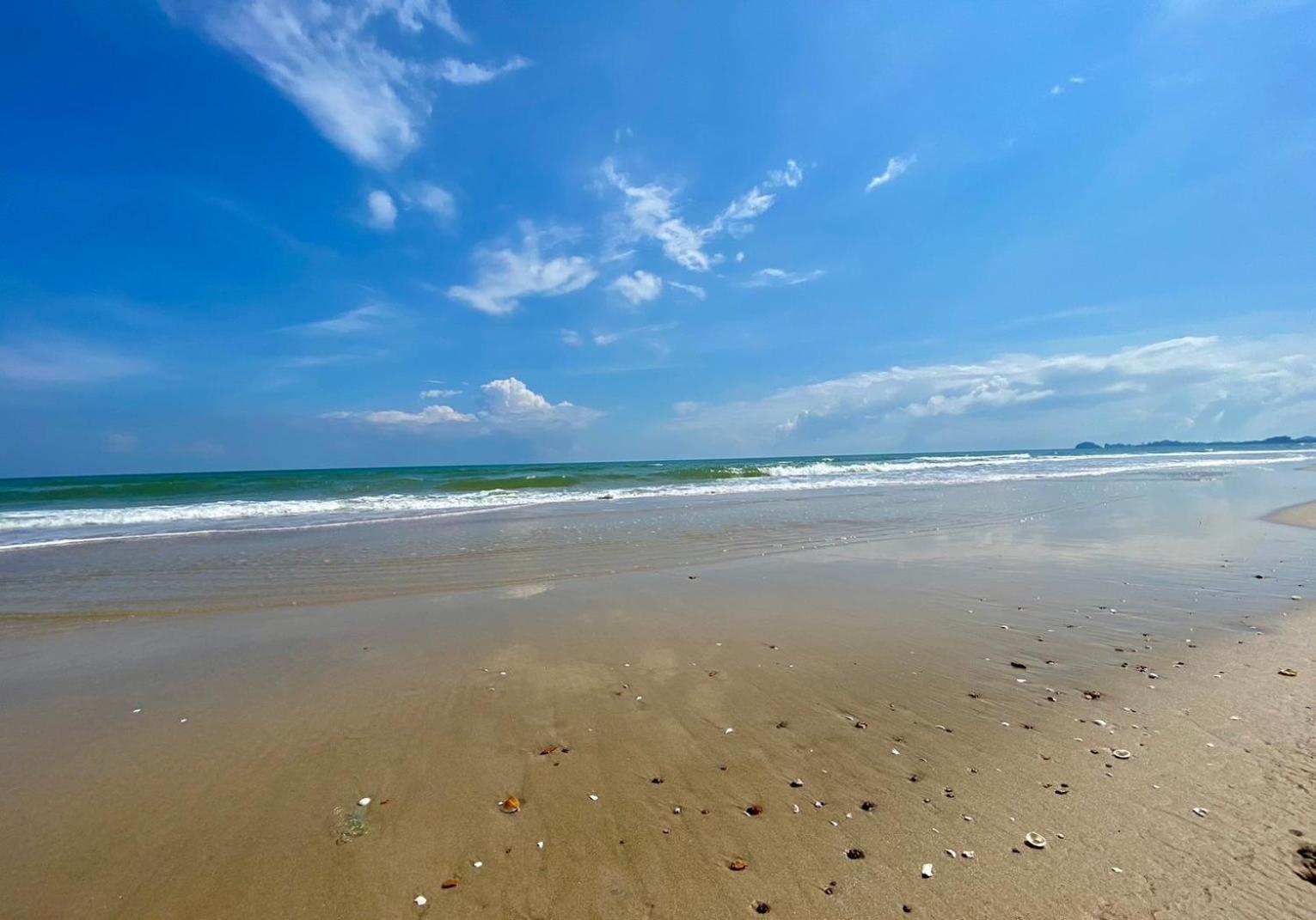 บ้านพัก หาดทรายขาว
